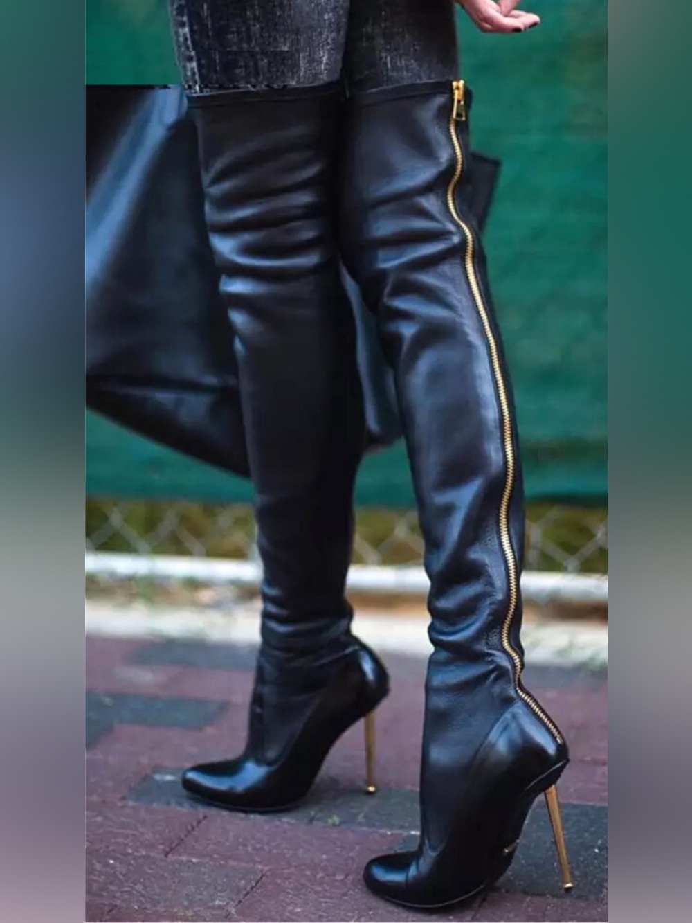 Tom Ford Black Over-the-Knee Boots with Gold Rear Zipper - Picture 14 of 14